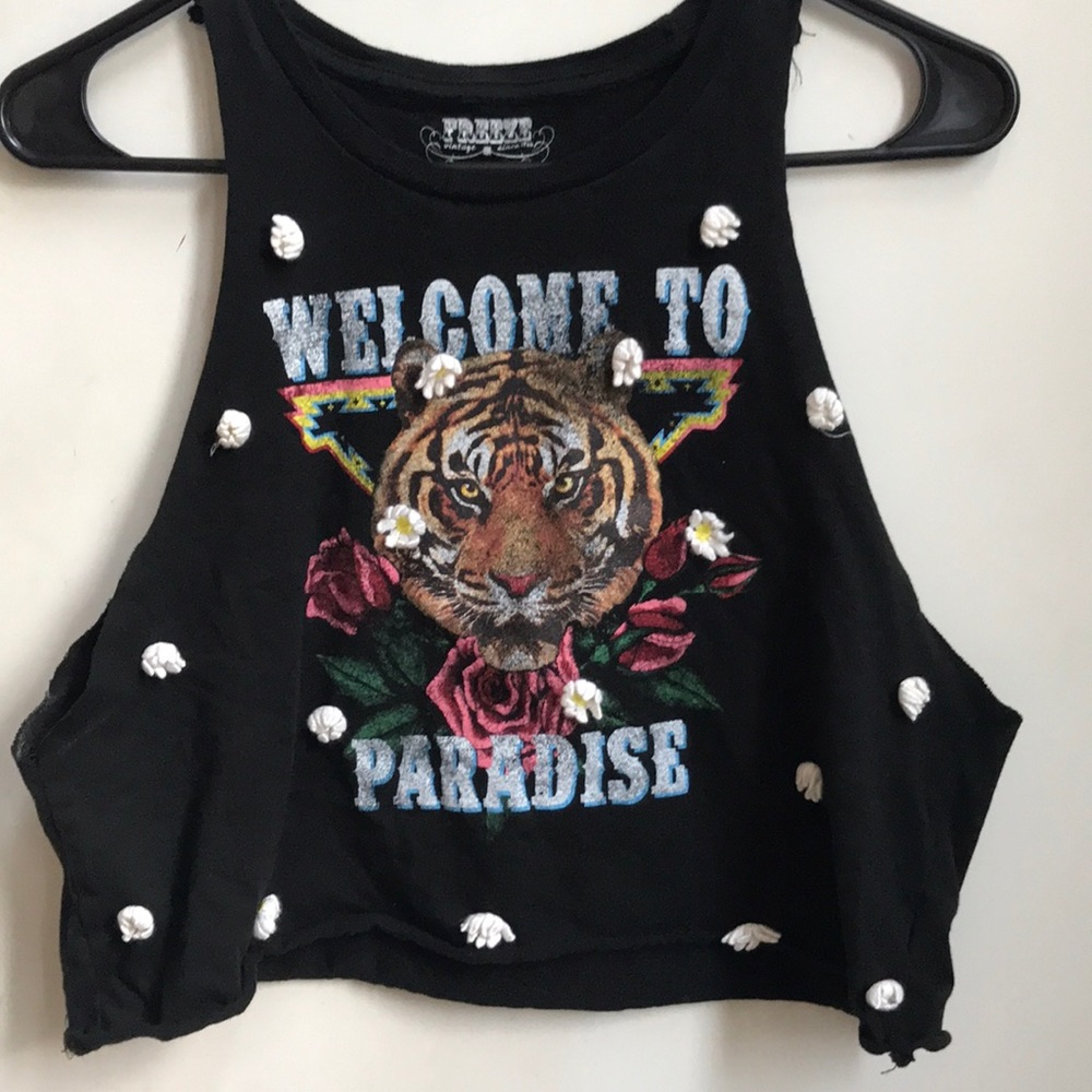 Muscle tee crop top